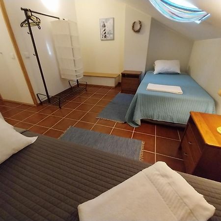 Supertubos Beach Hostel Atouguia Da Baleia Exteriér fotografie