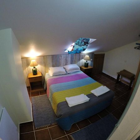 Supertubos Beach Hostel Atouguia Da Baleia Exteriér fotografie