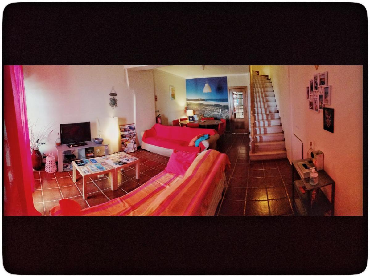 Supertubos Beach Hostel Atouguia Da Baleia Exteriér fotografie
