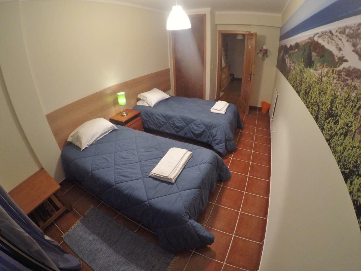 Supertubos Beach Hostel Atouguia Da Baleia Exteriér fotografie