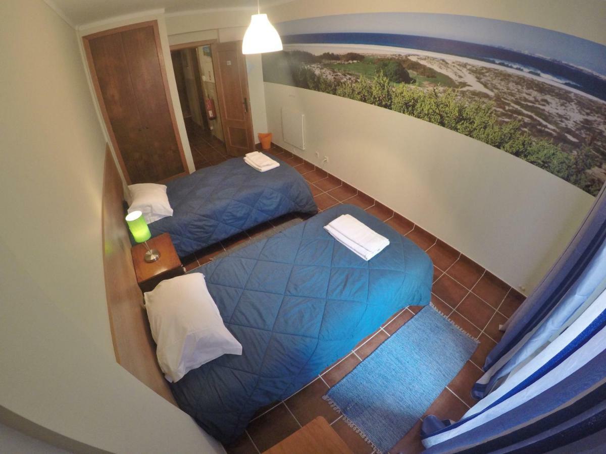 Supertubos Beach Hostel Atouguia Da Baleia Exteriér fotografie