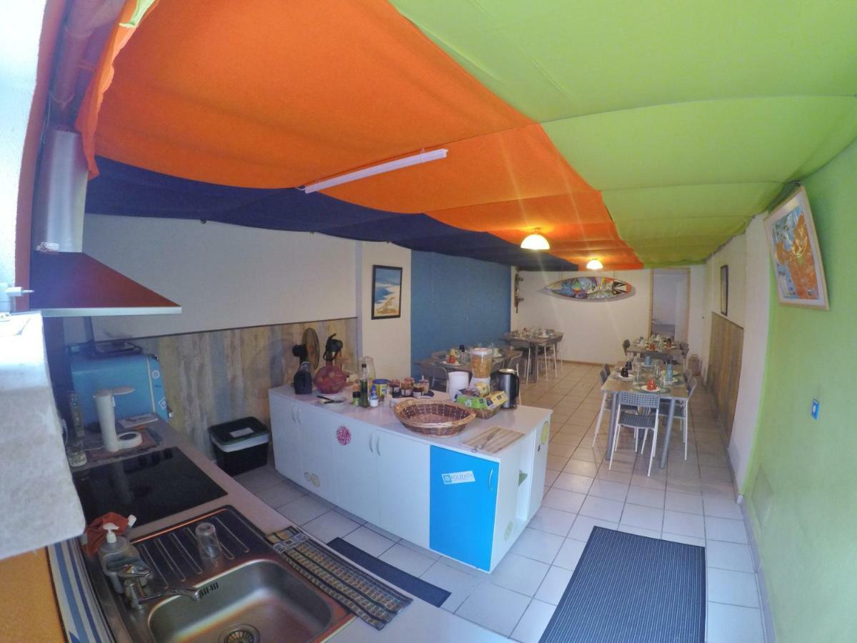 Supertubos Beach Hostel Atouguia Da Baleia Exteriér fotografie