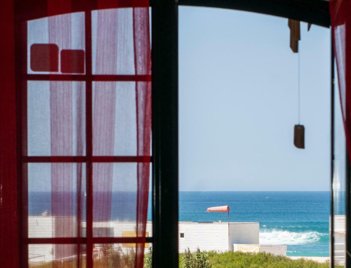 Supertubos Beach Hostel Atouguia Da Baleia Exteriér fotografie